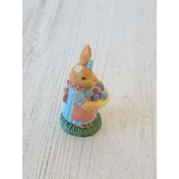 Brown bunny AS IS girl Easter Village eggs accessory figure - Picture 2 of 4